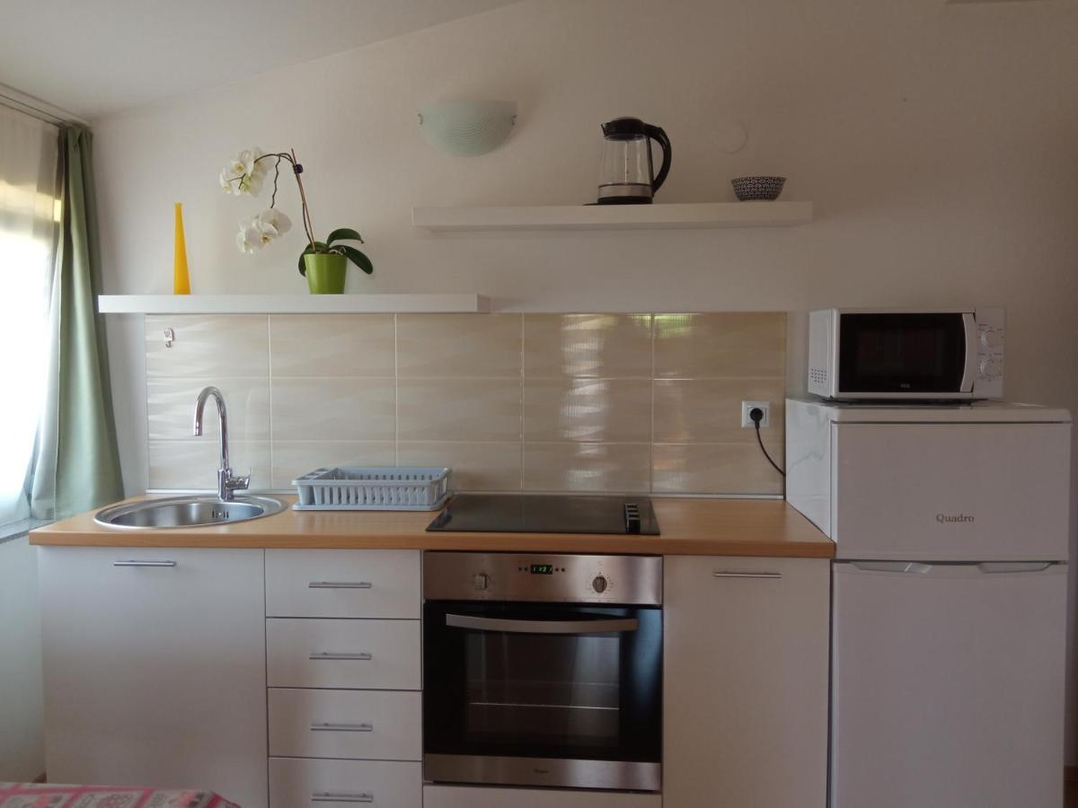 Mladen Apartamento Fažana Exterior foto