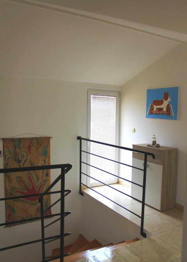 Mladen Apartamento Fažana Exterior foto