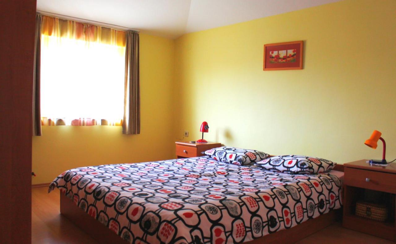 Mladen Apartamento Fažana Exterior foto